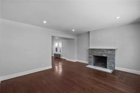 283 Milton Rd, Warwick, RI 02888 photo 12