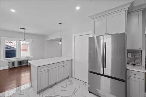 283 Milton Rd, Warwick, RI 02888 photo 9