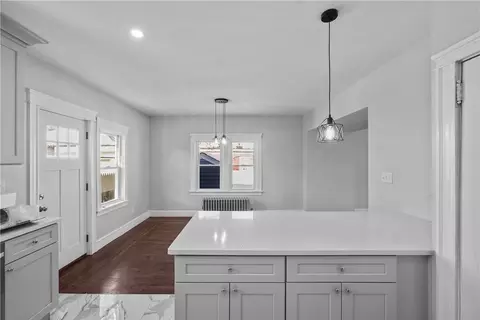 283 Milton Rd, Warwick, RI 02888 photo 10