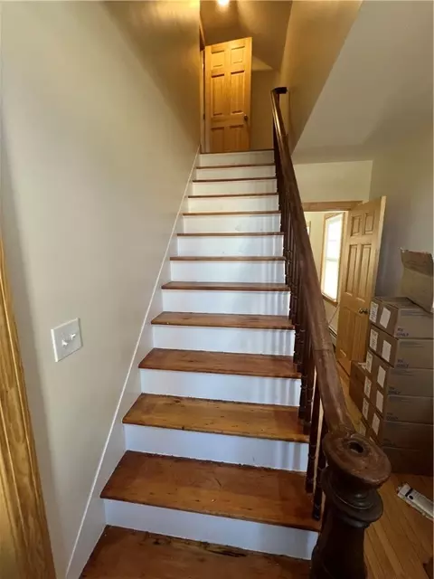 348 Coe St, Woonsocket, RI 02895 photo 8