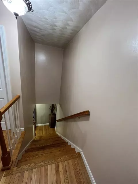 122 Park Ave, Woonsocket, RI 02895 photo 13