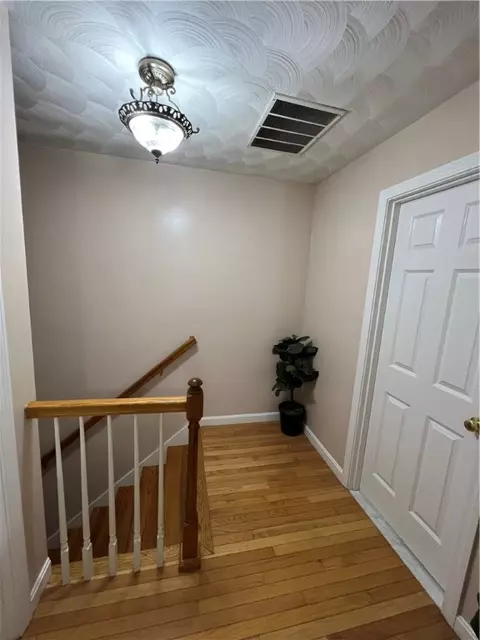 122 Park Ave, Woonsocket, RI 02895 photo 24