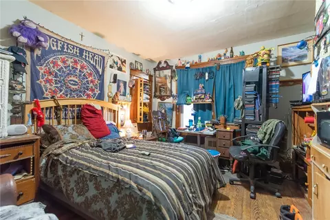 201 4th Ave, Woonsocket, RI 02895 photo 21