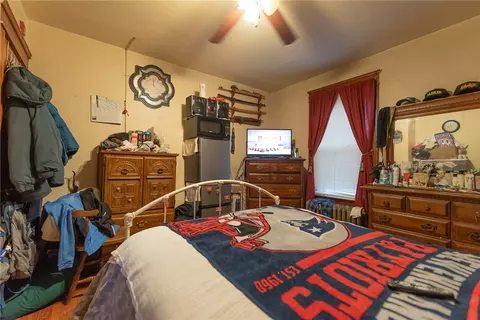 201 4th Ave, Woonsocket, RI 02895 photo 10
