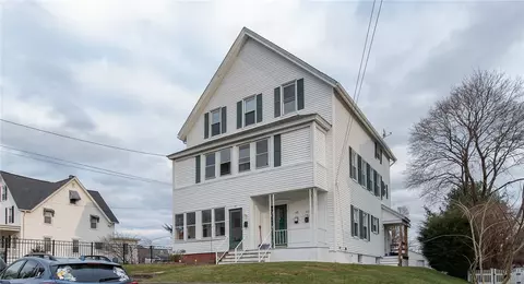 38 Homestead Ave, North Smithfield, RI 02896