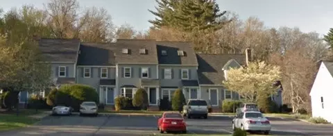97 Village St, Easton, MA 02375