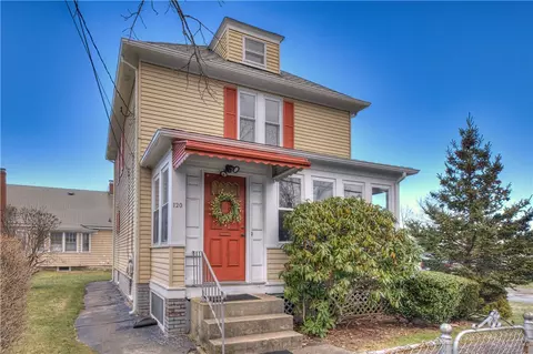 120 John St, East Providence, RI 02914
