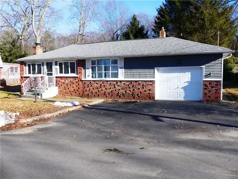 689 Black Hut Rd, Burrillville, RI 02826