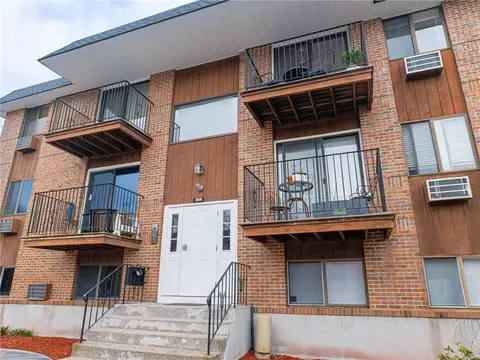 117 John St #42, Lincoln, RI 02865