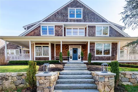 115 Pheasant Dr, East Greenwich, RI 02818