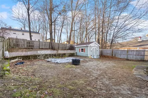 197 Providence St, Woonsocket, RI 02895 photo 32