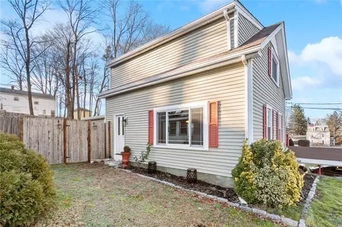 197 Providence St, Woonsocket, RI 02895 photo 37