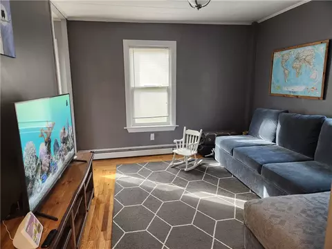 5 Laurel St, Woonsocket, RI 02895 photo 9