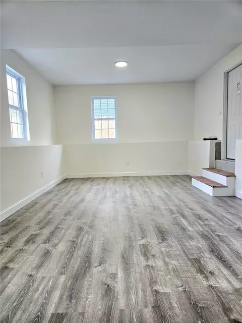 261 Warrington St, Providence, RI 02907 photo 30