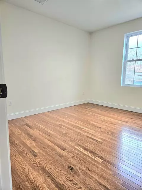 261 Warrington St, Providence, RI 02907 photo 21