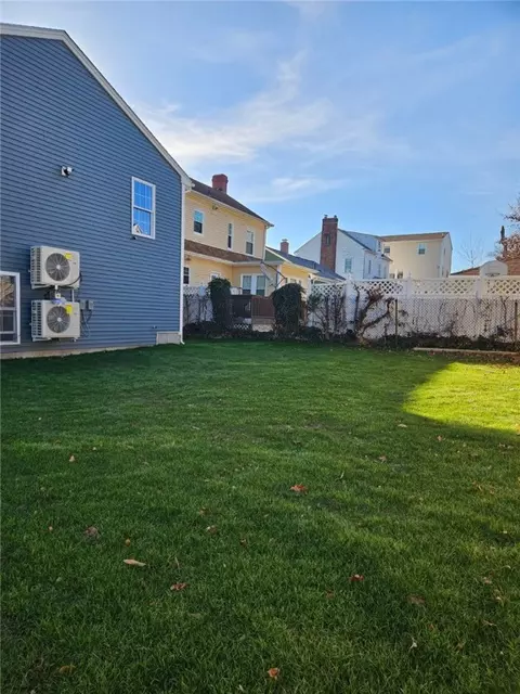 261 Warrington St, Providence, RI 02907 photo 38