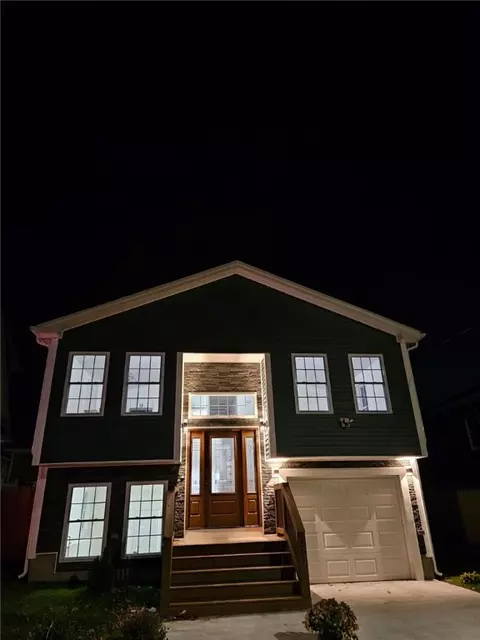 261 Warrington St, Providence, RI 02907 photo 3