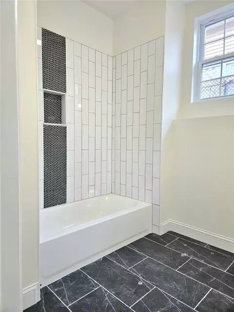 261 Warrington St, Providence, RI 02907 photo 32