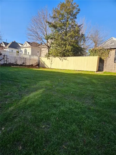 261 Warrington St, Providence, RI 02907 photo 37