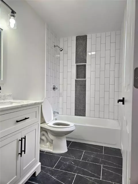 261 Warrington St, Providence, RI 02907 photo 18