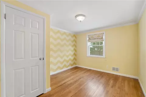 76 Leslie Rd, Warwick, RI 02888 photo 20