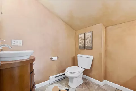 76 Leslie Rd, Warwick, RI 02888 photo 24
