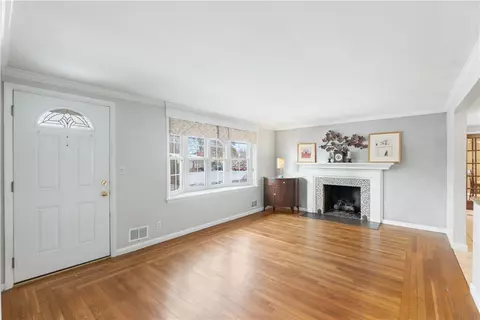 76 Leslie Rd, Warwick, RI 02888 photo 15