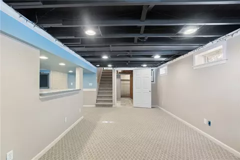 76 Leslie Rd, Warwick, RI 02888 photo 29