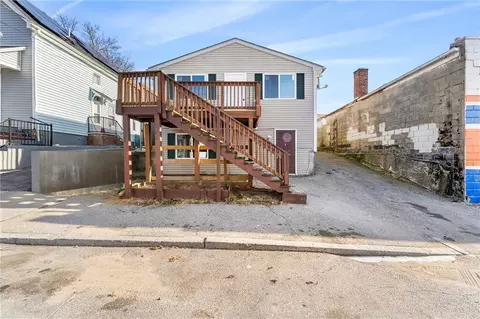 50 Seabury St, Providence, RI 02907