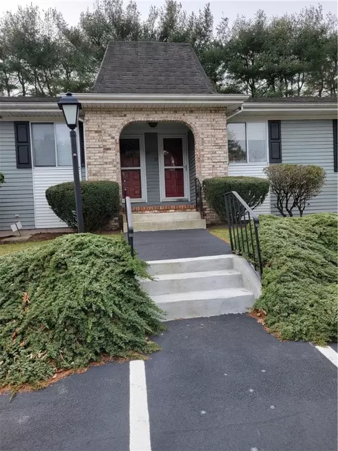 131 Pleasant View Ave #27, Smithfield, RI 02917