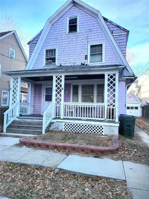 37 Cyr St, Providence, RI 02905