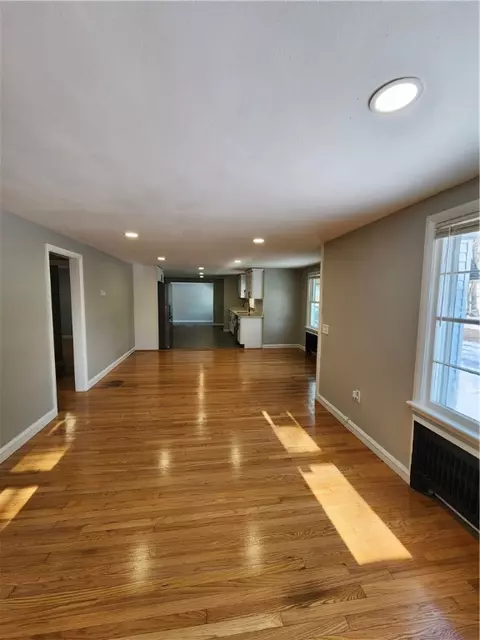 3 Chambly Ave, Warwick, RI 02888 photo 12