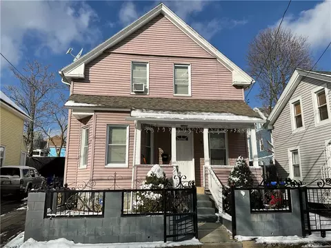 133 Early St, Providence, RI 02905