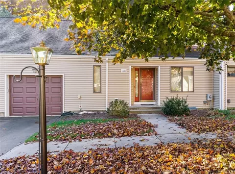 50 Abbott Run Valley Rd #1601, Cumberland, RI 02864