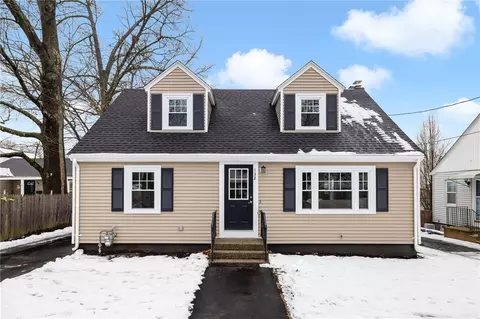 132 Elder St, Lincoln, RI 02865