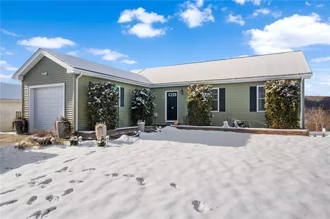 119 Danielle Dr, Woonsocket, RI 02895 photo 1