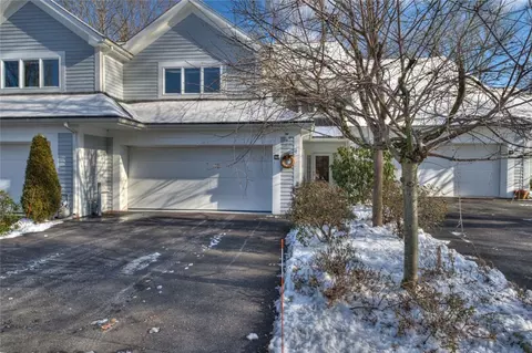42 Bagy Wrinkle Cv, Warren, RI 02885