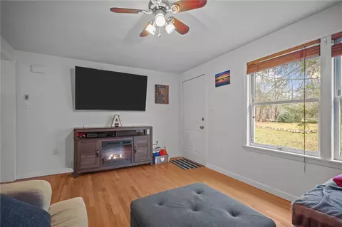 1675 Ten Rod Rd, Exeter, RI 02822 photo 11