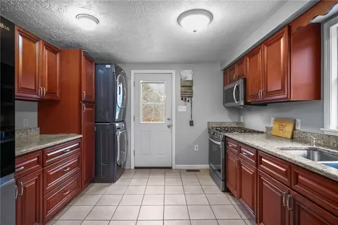 1675 Ten Rod Rd, Exeter, RI 02822 photo 3