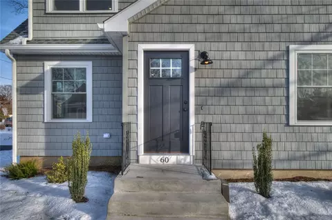 60 Metropolitan Park Dr, East Providence, RI 02915