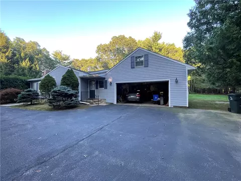 184 New Rd, Exeter, RI 02822 photo 3