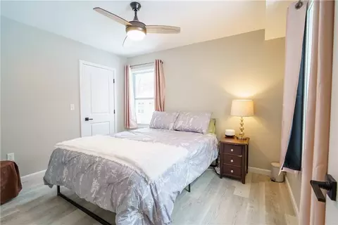 Bedroom - 267 Boulder View Dr, Warwick, RI 02886 photo 4 of 6