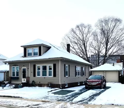 52 Legion Way, Cranston, RI 02910