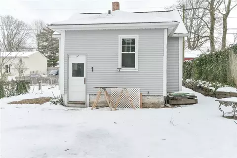 41 Lansing Ave, Warwick, RI 02888 photo 8