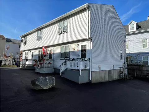 744 Pine St, Central Falls, RI 02863