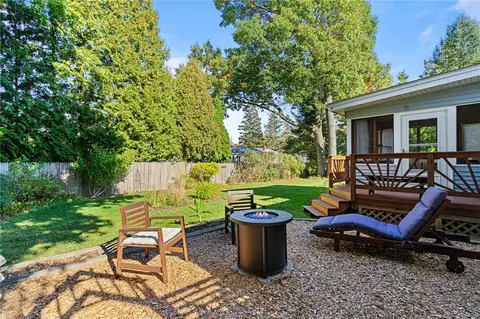 105 Lockhaven Rd, Warwick, RI 02889 photo 9