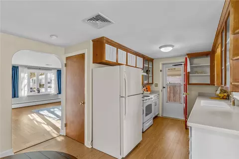105 Lockhaven Rd, Warwick, RI 02889 photo 14