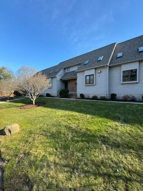 320 Westmoreland St #E3, Narragansett, RI 02882
