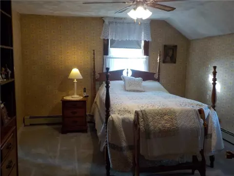 33 Middle St, Woonsocket, RI 02895 photo 14