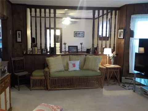 33 Middle St, Woonsocket, RI 02895 photo 11